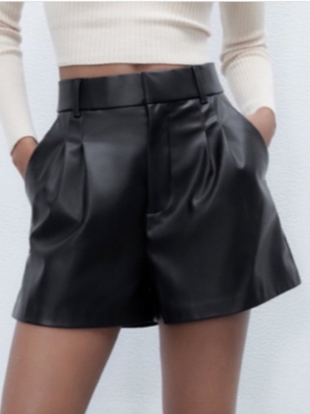 BNWT| Zara Black Faux Leather Tailored Shorts | Size XS